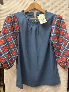 NWT Women’s Washco Kennedy Top/ Embroidered Sz Medium